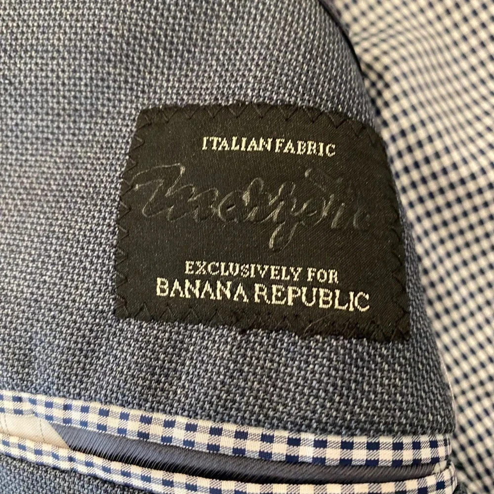 Banana Republic Modern Slim Fit Italian Fabric Blazer Blue Sport Coat 44R
